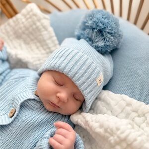 Luna + Luca Pom Beanie: Organic Cotton, Powder Blue